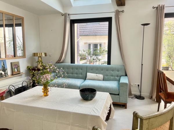 Batignolles - Deux maisons loft duplex autour d'une terrasse !