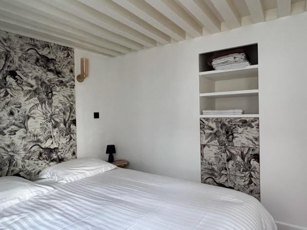 Batignolles - Deux maisons loft duplex autour d'une terrasse !
