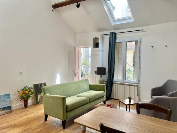 Batignolles - Deux maisons loft duplex autour d'une terrasse !