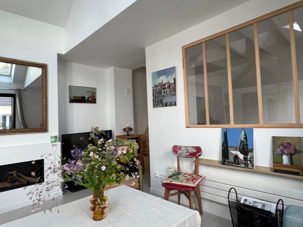 Batignolles - Deux maisons loft duplex autour d'une terrasse !