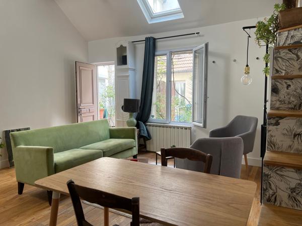 Batignolles - Deux maisons loft duplex autour d'une terrasse !