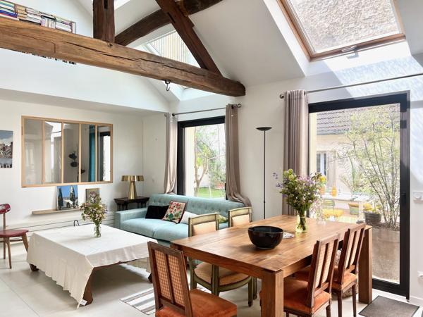 Batignolles - Deux maisons loft duplex autour d'une terrasse !