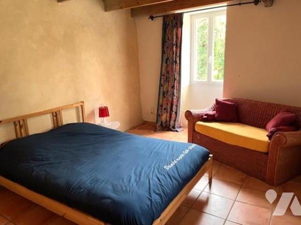 A VENDRE MAISON DE VILLAGE avec TROPEZIENNE A 10MN D'UZES 