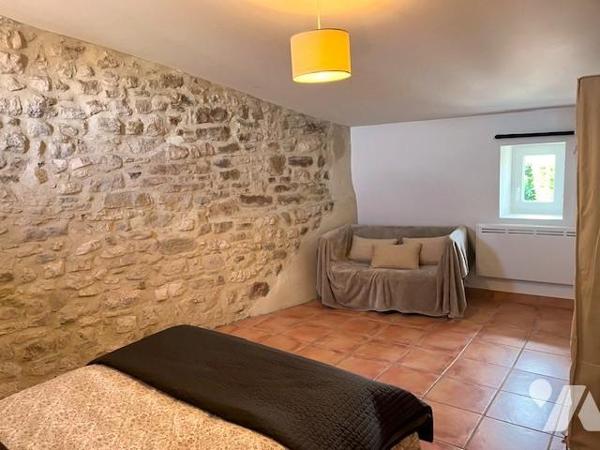 A VENDRE MAISON DE VILLAGE avec TROPEZIENNE A 10MN D'UZES 