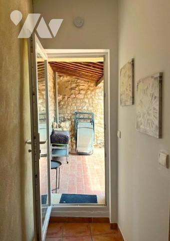 A VENDRE MAISON DE VILLAGE avec TROPEZIENNE A 10MN D'UZES 