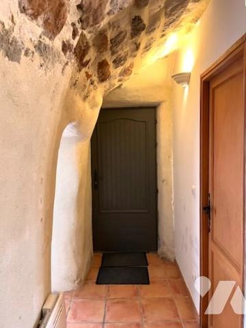 A VENDRE MAISON DE VILLAGE avec TROPEZIENNE A 10MN D'UZES 
