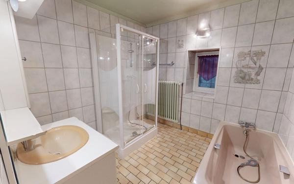 Maison à vendre    6 pièces •  Fléville-Lixières