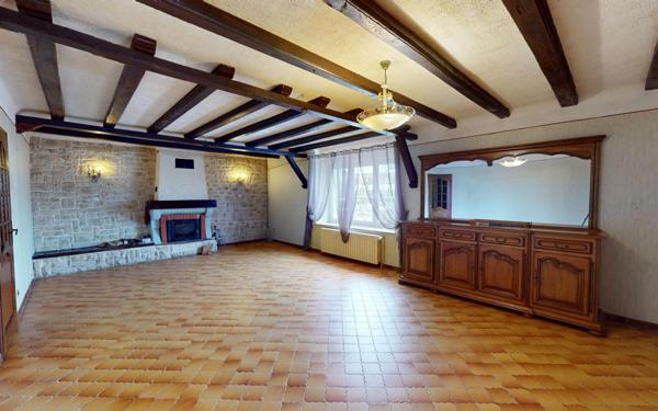 Maison à vendre    6 pièces •  Fléville-Lixières