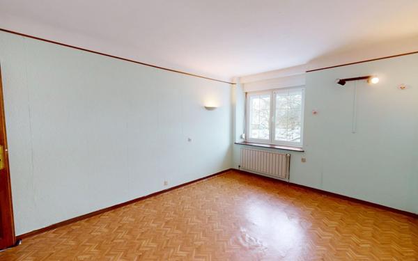 Maison à vendre    6 pièces •  Fléville-Lixières