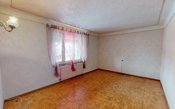 Maison à vendre    6 pièces •  Fléville-Lixières