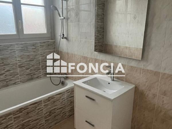 Location Appartement 3 pièces 56.45 m² - 1 SQUARE PAUL DOUMER Chateau Thierry 02400