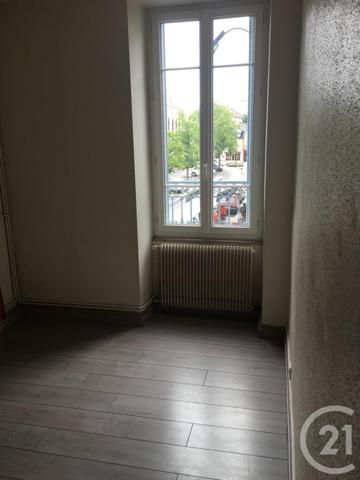 immeuble à vendre  250 m2 MONTLUCON - 03