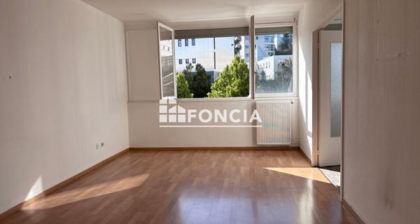 À vendre Appartement 2 pièces 53.98 m² - Saint-étienne 42100