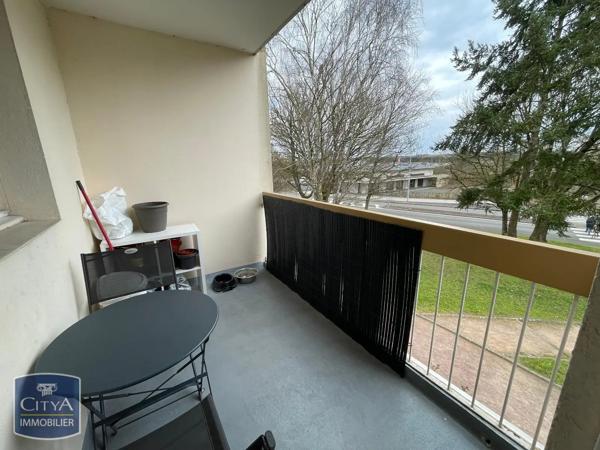 Appartement à louer 4 pièces 84m² Le Mans (72000)