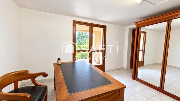 Villa avec piscine dans un cadre exceptionnel
