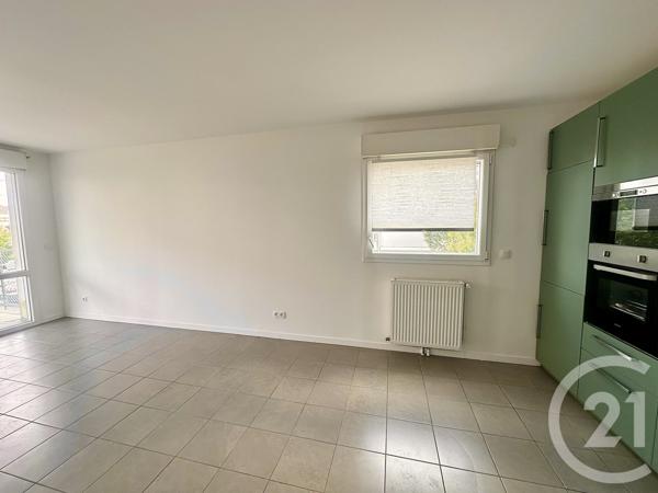 Appartement F3 à vendre  3 pièces - 61 m2 ST PIERRE DU PERRAY - 91