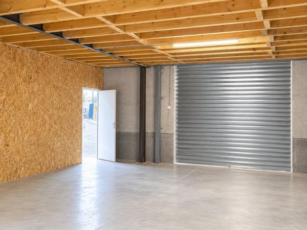 BONDUES - Hangar neuf de 200m² dont un bureau climatisé de 50m²