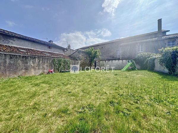 Achat maison La Chapelle-Saint-Laurent - 6 pièce(s) - 155 m² - 167 156 €