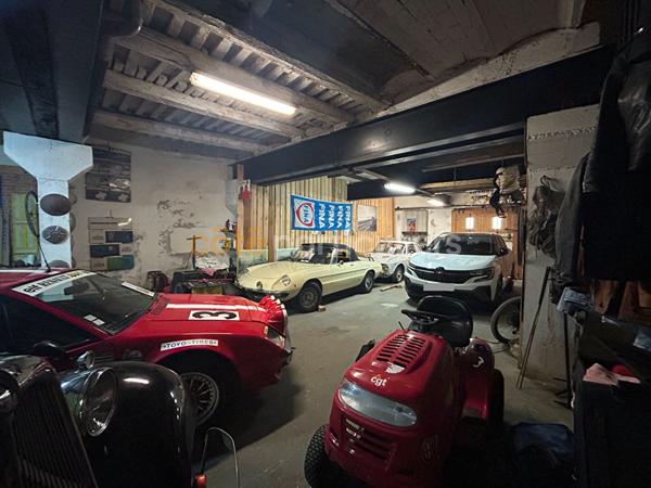 Vente Parking / box178 m² - 5 Pièces - NARBONNE (11100)