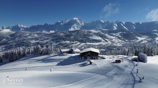 APPARTEMENT D’EXCEPTION – 83.10 m² – GRAND BALCON – JAILLET – MEGÈVE