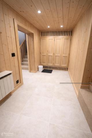 APPARTEMENT D’EXCEPTION – 83.10 m² – GRAND BALCON – JAILLET – MEGÈVE