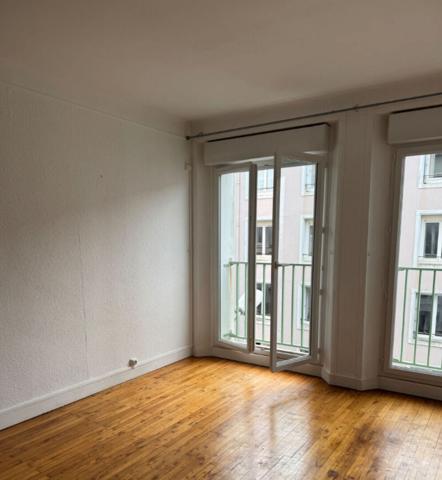 SIAM JOLI T2 AVEC PARQUET sur dalle béton , Brest