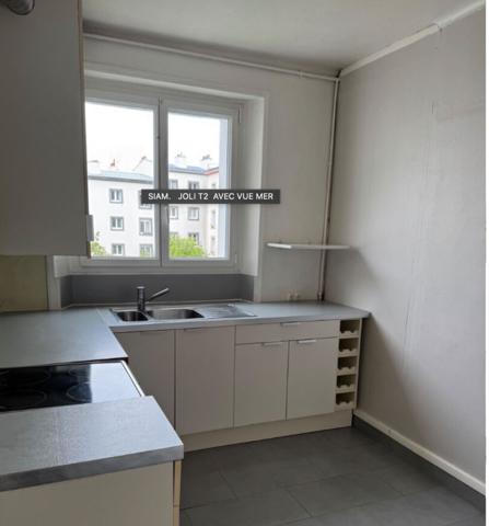 SIAM JOLI T2 AVEC PARQUET sur dalle béton , Brest