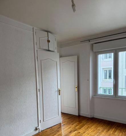 SIAM JOLI T2 AVEC PARQUET sur dalle béton , Brest