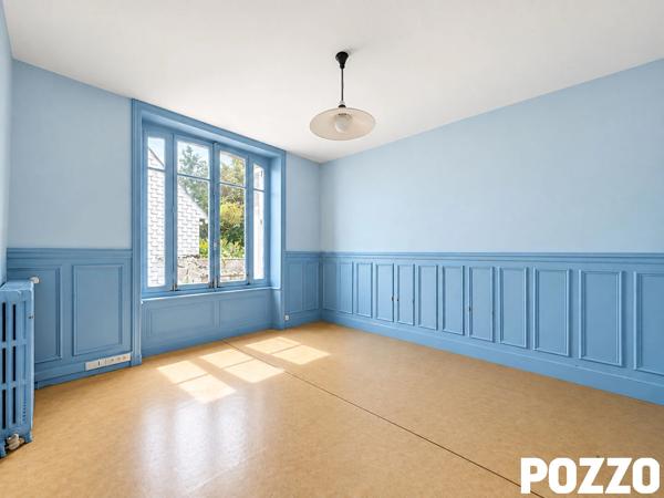 VILLA DE CHARME - QUARTIER SAINT-PAUL -5 CHAMBRES - JARDIN -GARAGE GRANVILLE