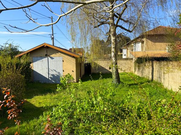 Sathonay-Camp (69580) Terrain viabilisé 272 m²