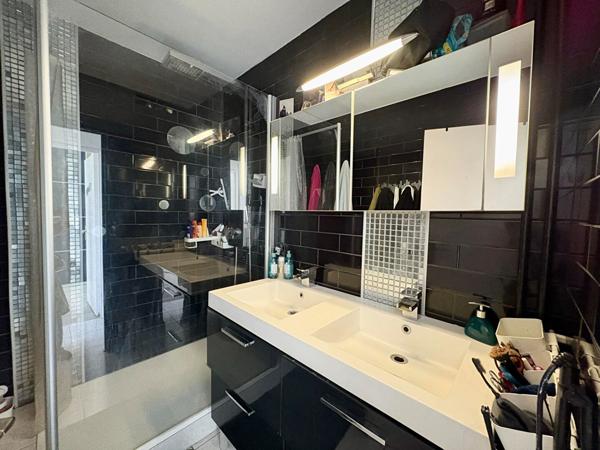 Appartement de 6 pièces (100 m²) en vente à BREST - très bon état , Brest