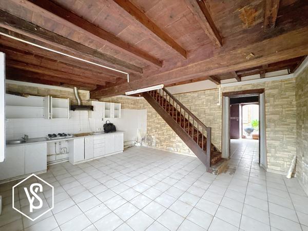 Bourg-Saint-Bernard (31570) "LA BELLE ENDORMIE 1"