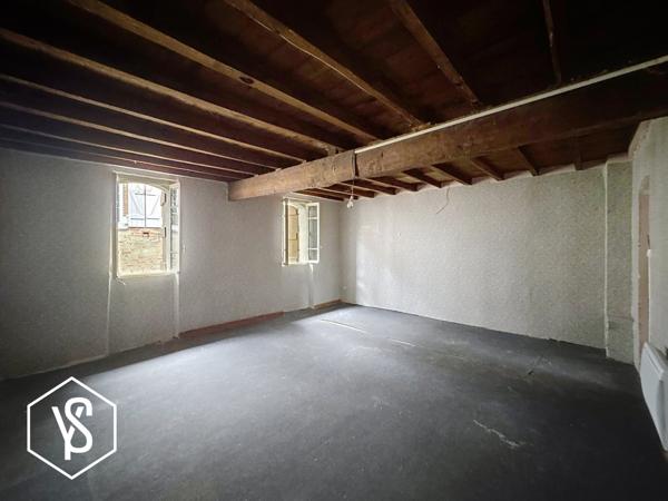 Bourg-Saint-Bernard (31570) "LA BELLE ENDORMIE 1"