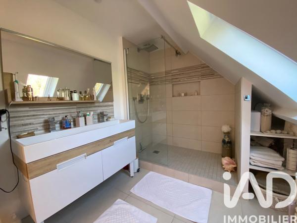 Maison à vendre 8 pièces 217 m² Forges-les-Bains