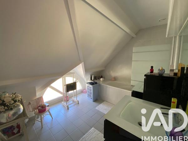 Maison à vendre 8 pièces 217 m² Forges-les-Bains