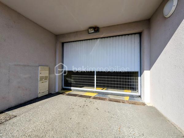Parking de 16 m²
