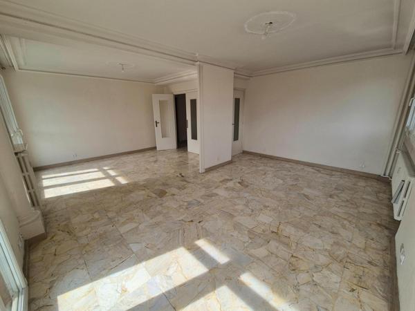 Appartement à SAINT-ETIENNE, 42100 - 4 pièces 90m²