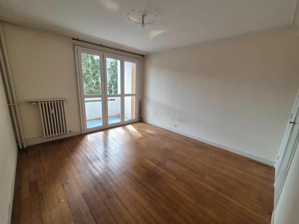 Appartement à SAINT-ETIENNE, 42100 - 4 pièces 90m²