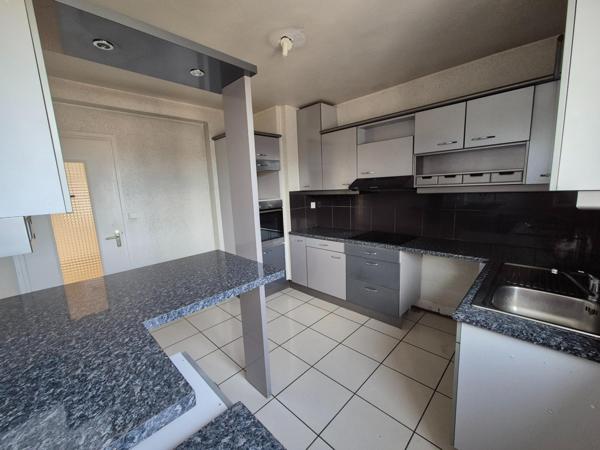 Appartement à SAINT-ETIENNE, 42100 - 4 pièces 90m²