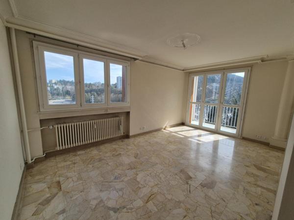 Appartement à SAINT-ETIENNE, 42100 - 4 pièces 90m²