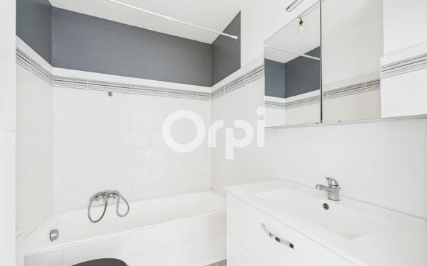 Appartement à vendre    2 pièces • 33,32 m2 Mandelieu-la-Napoule