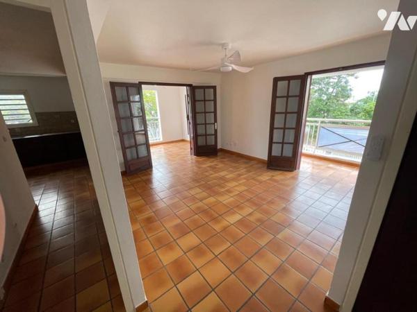 LE PORT APPARTEMENT T3 VARANGUE PARKING