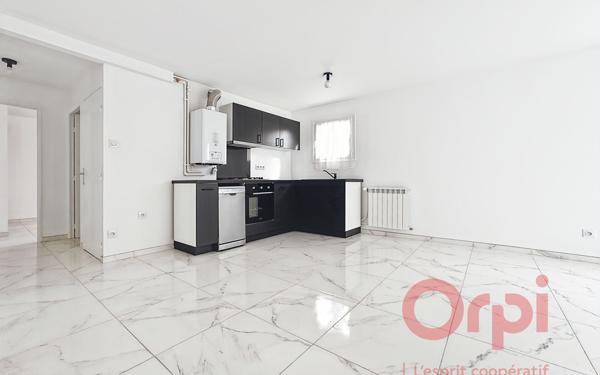 Appartement à vendre    3 pièces • 52,90 m2 Fréjus