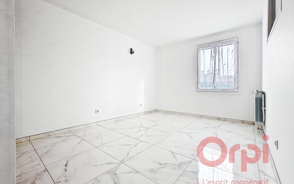 Appartement à vendre    3 pièces • 52,90 m2 Fréjus