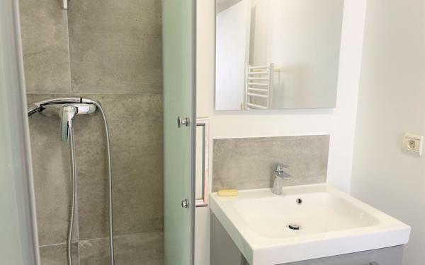 Appartement à louer    2 pièces • 42,55 m2 Paris 11