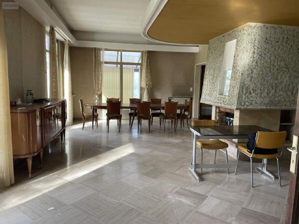 Maison à vendre à Javerlhac et la Chapelle Saint Robert en Dordogne (24300), ref : 077/1491