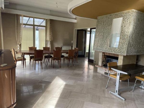 Maison à vendre à Javerlhac et la Chapelle Saint Robert en Dordogne (24300), ref : 077/1491