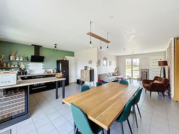 Maison de plain pied 4 chambres avec combles aménageables