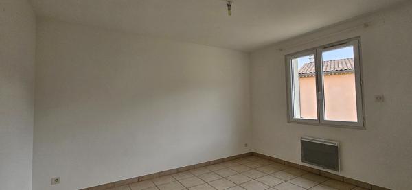 Villa T4 avec garage et jardin , Peipin