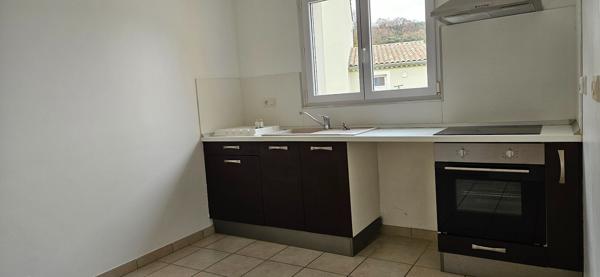 Villa T4 avec garage et jardin , Peipin